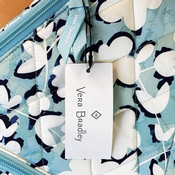 NWT Vera Bradley Ultralight Essential Sling Backpack Cut Vines Cool Rain Resist - Picture 12 of 12